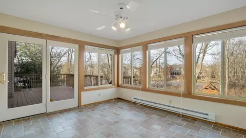 7979 Ashbrook Dr, Haslett, MI 48840 photo 15