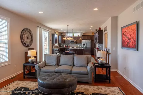 1184 Lobelia Ln, Dewitt, MI 48820 photo 13
