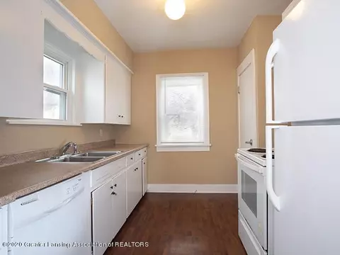 1108 Hapeman St, Lansing, MI 48915 photo 6