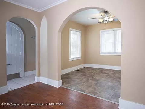 1108 Hapeman St, Lansing, MI 48915 photo 5