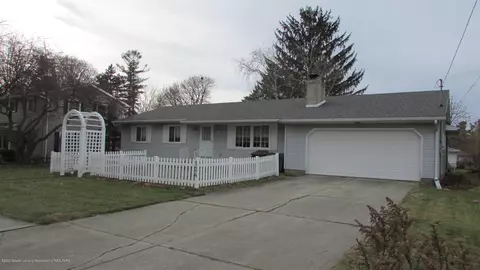 124 Mark St, Mason, MI 48854 photo 1