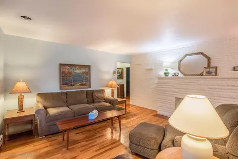 5638 Old Lansing Rd, Lansing, MI 48917 photo 4