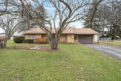 5638 Old Lansing Rd, Lansing, MI 48917 photo 1