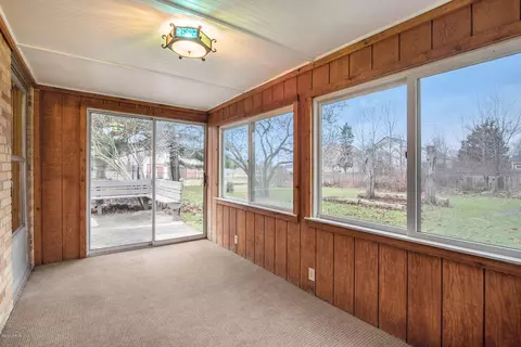 5638 Old Lansing Rd, Lansing, MI 48917 photo 17
