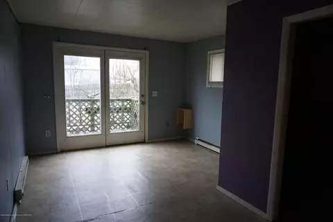714 Johnson Ave, Lansing, MI 48906 photo 9