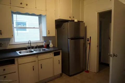 714 Johnson Ave, Lansing, MI 48906 photo 7