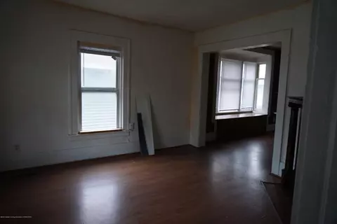 714 Johnson Ave, Lansing, MI 48906 photo 3