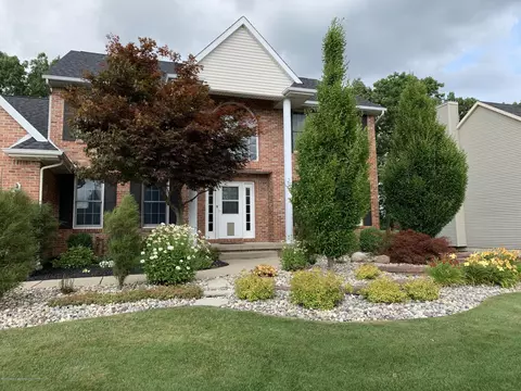 3150 Crofton Dr, Dewitt, MI 48820 photo 2