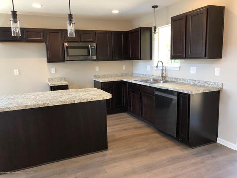 5153 Stone River Cir, Jackson, MI 49201 photo 8