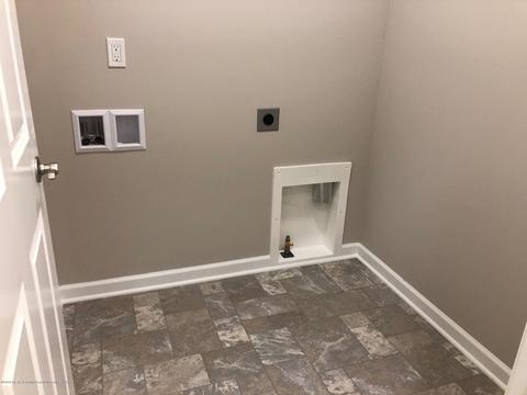 5153 Stone River Cir, Jackson, MI 49201 photo 18