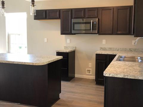 5153 Stone River Cir, Jackson, MI 49201 photo 6