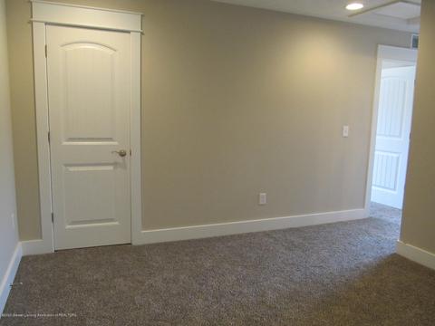 5153 Stone River Cir, Jackson, MI 49201 photo 27