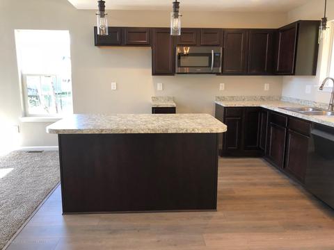 5153 Stone River Cir, Jackson, MI 49201 photo 7