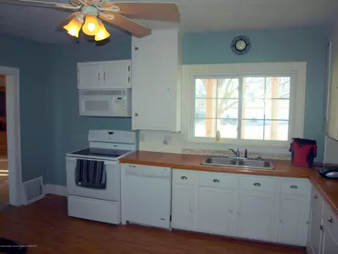 11215 W Second St, Fowler, MI 48835 photo 3