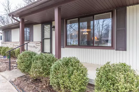 1237 Sandhill Dr, Dewitt, MI 48820 photo 2