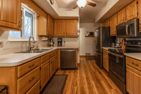 1237 Sandhill Dr, Dewitt, MI 48820 photo 3