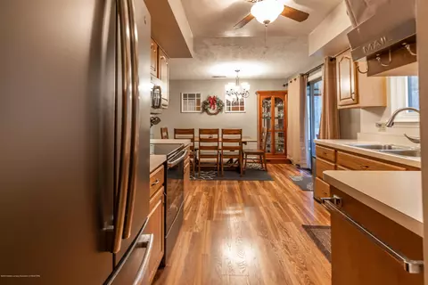1237 Sandhill Dr, Dewitt, MI 48820 photo 5