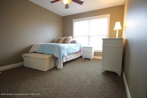 1047 Oakwood, Dewitt, MI 48820 photo 15
