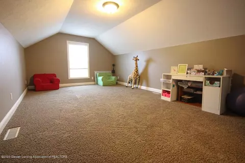 1047 Oakwood, Dewitt, MI 48820 photo 17