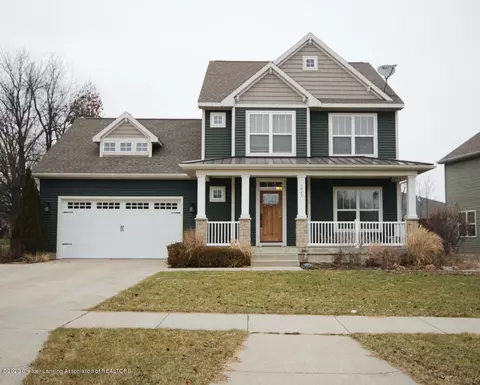 1047 Oakwood, Dewitt, MI 48820 photo 1