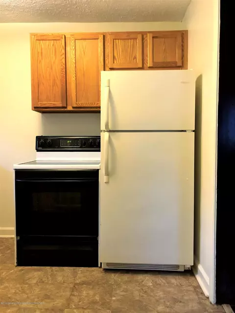 1004 Hapeman St, Lansing, MI 48915 photo 7