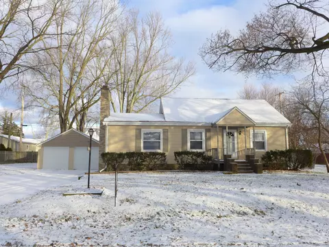2914 Sheffer Ave, Lansing, MI 48906 photo 1