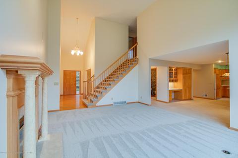 4390 Carmine Ct, Dewitt, MI 48820 photo 5