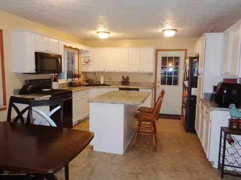 6334 Green Rd, Haslett, MI 48840 photo 6