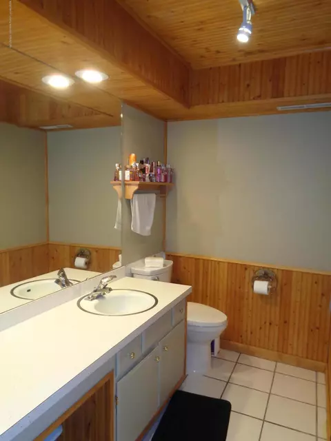 6334 Green Rd, Haslett, MI 48840 photo 16