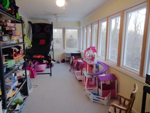 6334 Green Rd, Haslett, MI 48840 photo 5