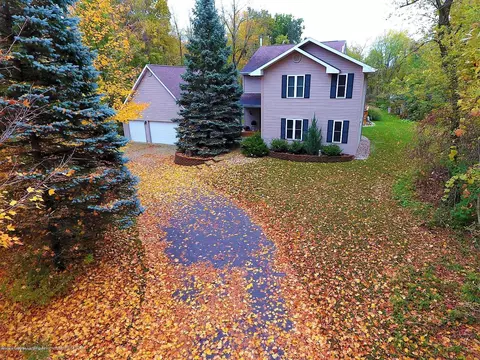 6390 Sleight Rd, Bath, MI 48808 photo 1