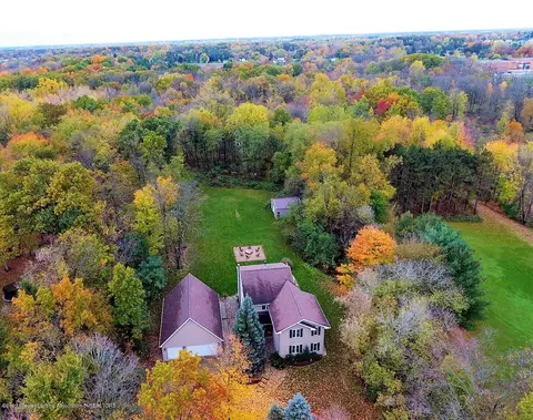 6390 Sleight Rd, Bath, MI 48808 photo 2