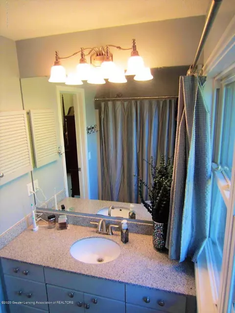 6390 Sleight Rd, Bath, MI 48808 photo 28
