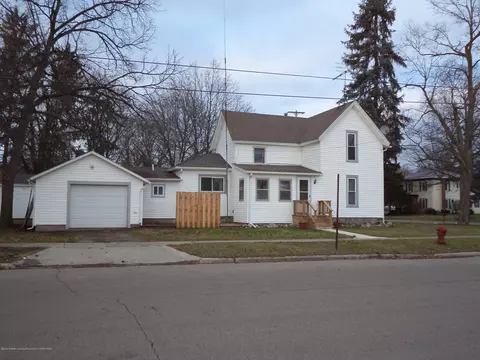 220 E Oak St, Ovid, MI 48866 photo 1