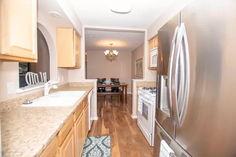 7331 Creekside Dr, Lansing, MI 48917 photo 9