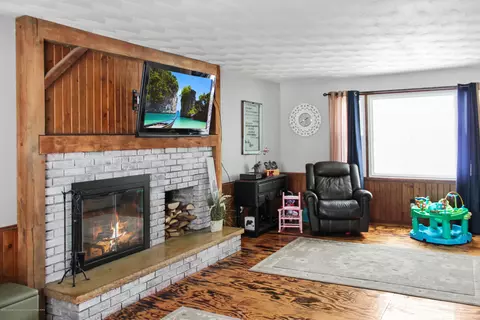 2615 N Upton Rd, Ovid, MI 48866 photo 10