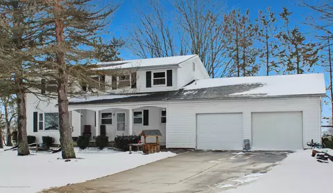 2615 N Upton Rd, Ovid, MI 48866 photo 1