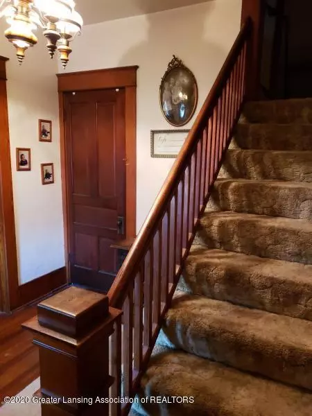 160 E Pine St, Elsie, MI 48831 photo 4