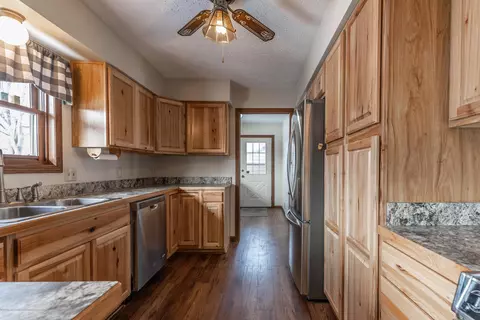 6111 S Morrice Rd, Perry, MI 48872 photo 10