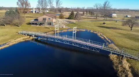 6111 S Morrice Rd, Perry, MI 48872 photo 2