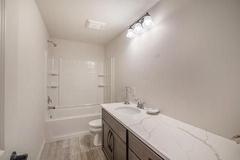 16919 Willowbrook Dr, Haslett, MI 48840 photo 28