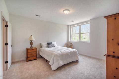 16919 Willowbrook Dr, Haslett, MI 48840 photo 24