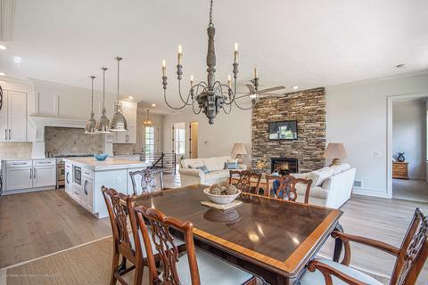 16919 Willowbrook Dr, Haslett, MI 48840 photo 7