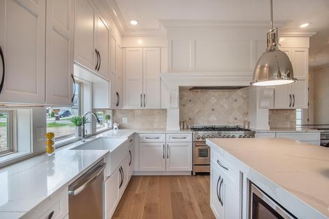 16919 Willowbrook Dr, Haslett, MI 48840 photo 13