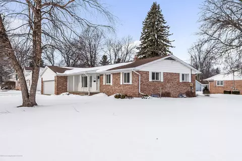 608 Circle Dr, Saint Johns, MI 48879 photo 4