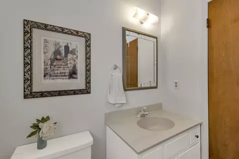 608 Circle Dr, Saint Johns, MI 48879 photo 26