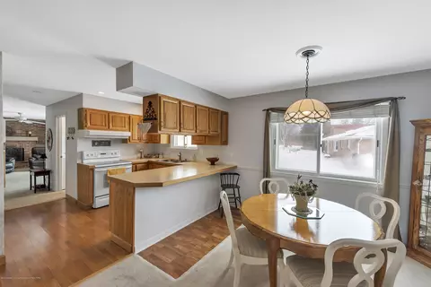 608 Circle Dr, Saint Johns, MI 48879 photo 10