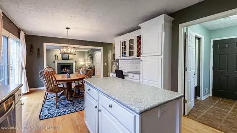 809 Blacksmith Trl, Williamston, MI 48895 photo 10