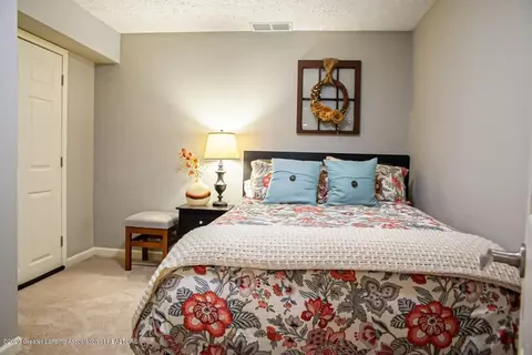 809 Blacksmith Trl, Williamston, MI 48895 photo 27