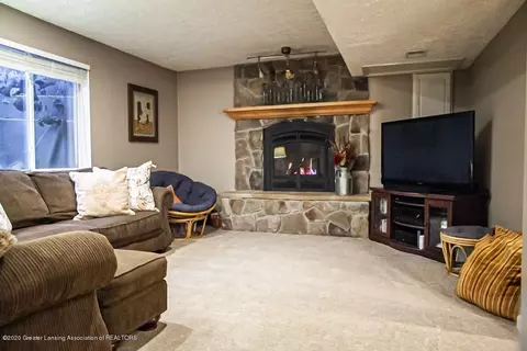 809 Blacksmith Trl, Williamston, MI 48895 photo 28